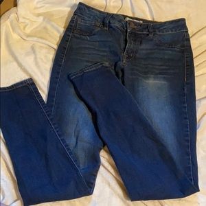 Dark ways refuge jeans